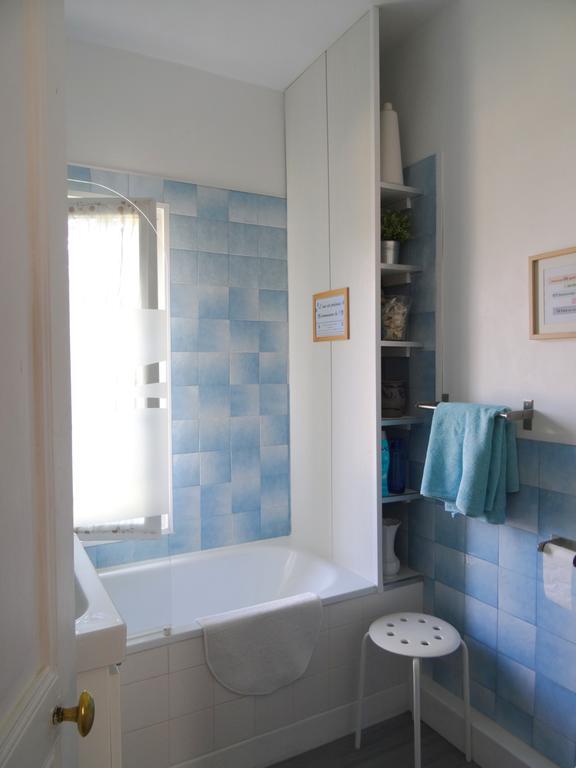 Le Petit Jardin Yoyo Hotel Monts Exterior photo